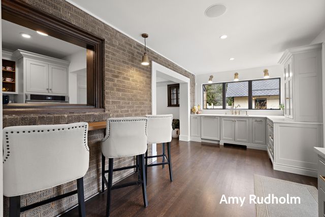 522 E River Street, Spring Lake, MI 49456