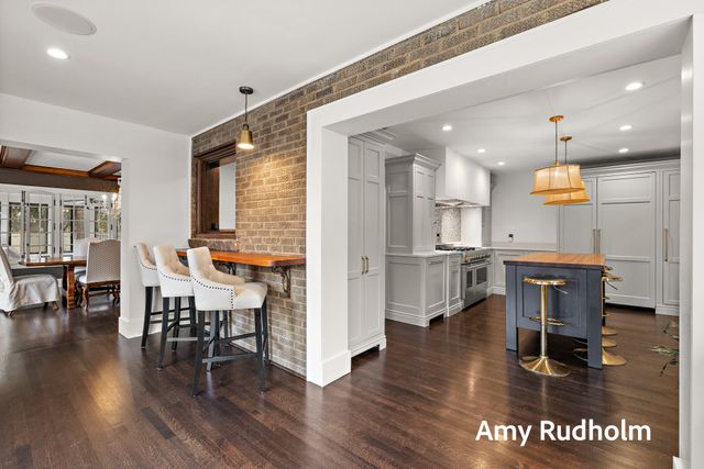 522 E River Street, Spring Lake, MI 49456