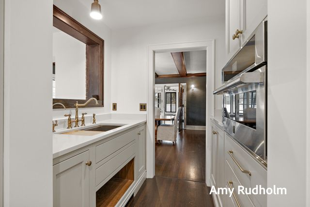 522 E River Street, Spring Lake, MI 49456