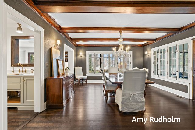 522 E River Street, Spring Lake, MI 49456