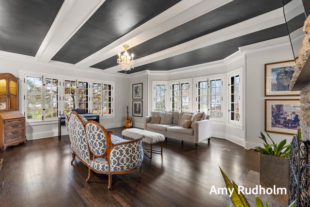 522 E River Street, Spring Lake, MI 49456