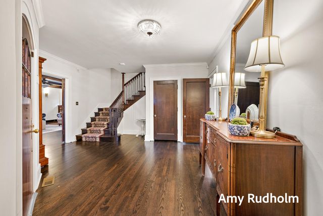 522 E River Street, Spring Lake, MI 49456