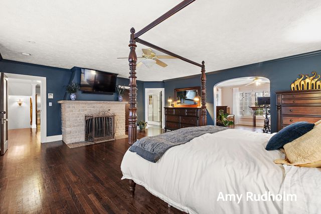 522 E River Street, Spring Lake, MI 49456