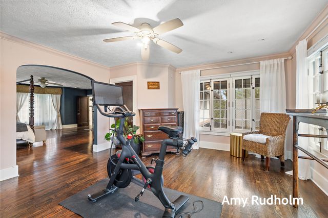 522 E River Street, Spring Lake, MI 49456