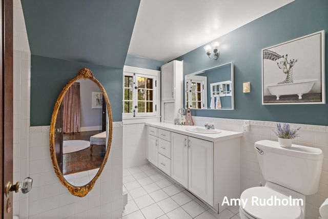 522 E River Street, Spring Lake, MI 49456