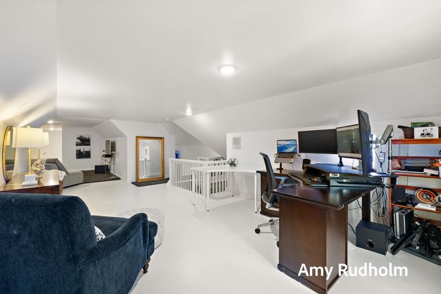 522 E River Street, Spring Lake, MI 49456