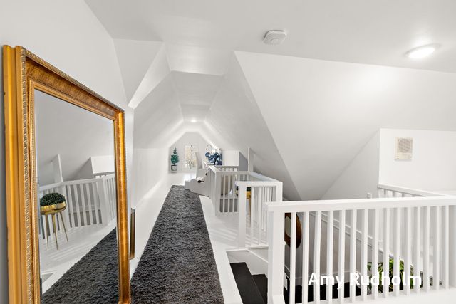 522 E River Street, Spring Lake, MI 49456