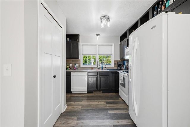 3030 Maplewood Street, Benton Harbor, MI 49022