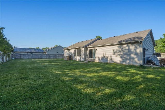 3030 Maplewood Street, Benton Harbor, MI 49022