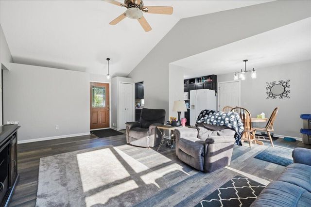 3030 Maplewood Street, Benton Harbor, MI 49022