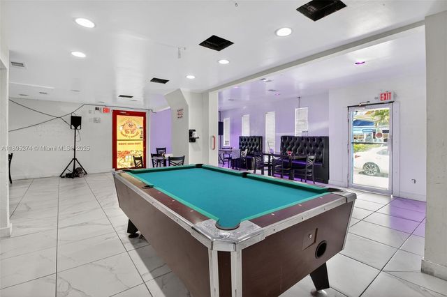 Restaurant / Cafeteria for Sale in Hialeah, Hialeah, FL 33010