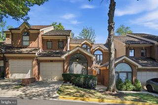 1462 HAMPTON HILL CIR, Mclean, VA 22101