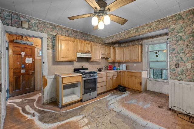 5 Westminster St, Boston, MA 02136