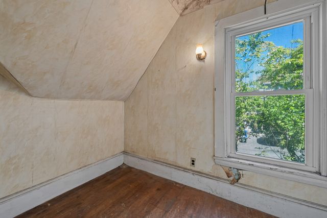 5 Westminster St, Boston, MA 02136