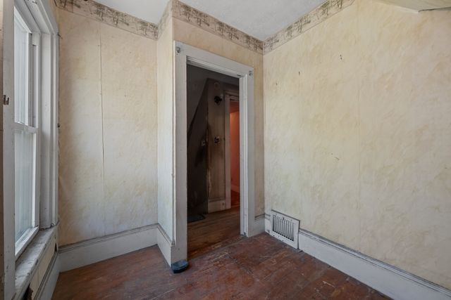 5 Westminster St, Boston, MA 02136