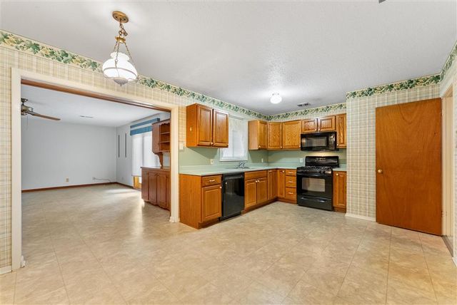 4439 Oaklawn St Street, Lake Charles, LA 70605
