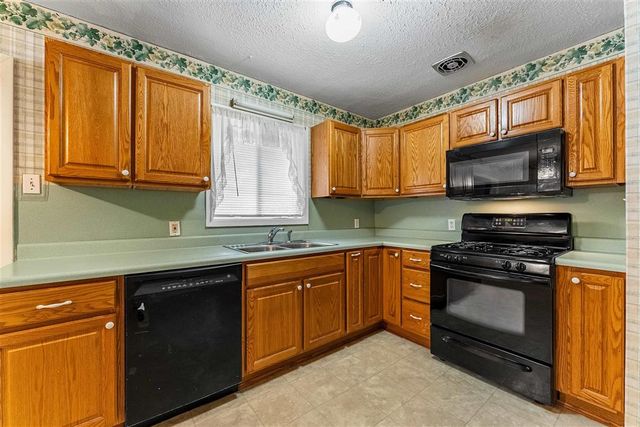 4439 Oaklawn St Street, Lake Charles, LA 70605