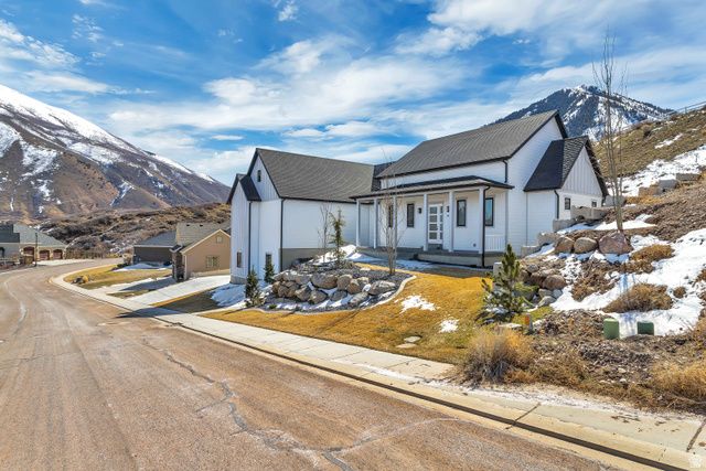 3278 E HAWK DR, Spanish Fork, UT 84660