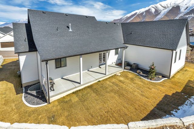 3278 E HAWK DR, Spanish Fork, UT 84660