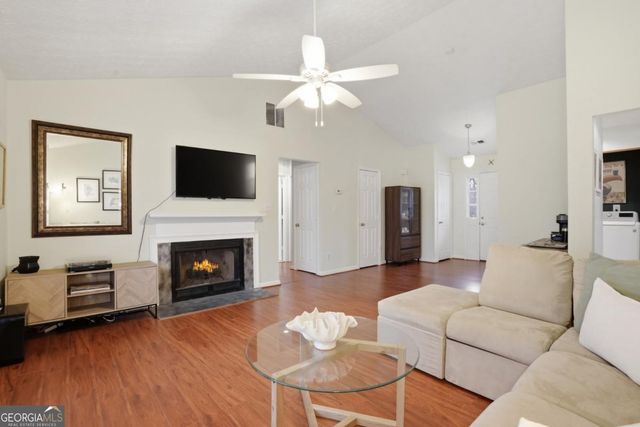 11345 Abbotts Station Drive, Johns Creek, GA 30097