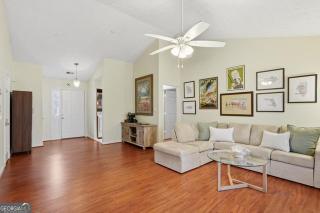 11345 Abbotts Station Drive, Johns Creek, GA 30097