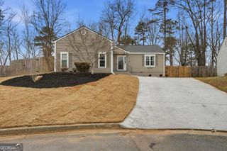 11345 Abbotts Station Drive, Johns Creek, GA 30097