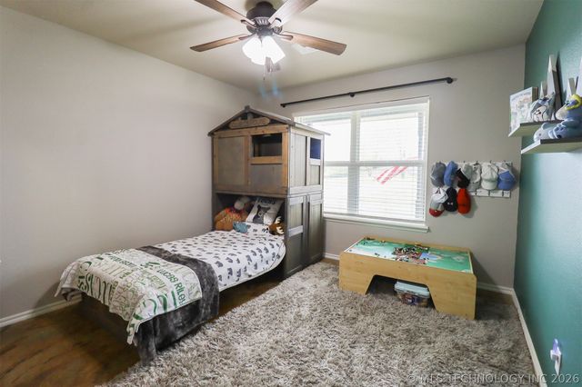 24915 S Meadow Ridge Road, Claremore, OK 74019