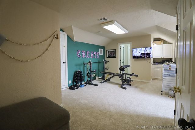 24915 S Meadow Ridge Road, Claremore, OK 74019