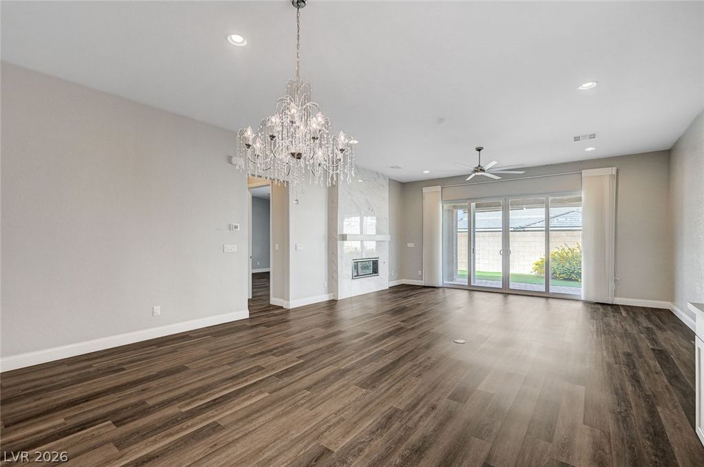 10160 Ocher Valley Avenue, Las Vegas, NV 89178 — photo 4