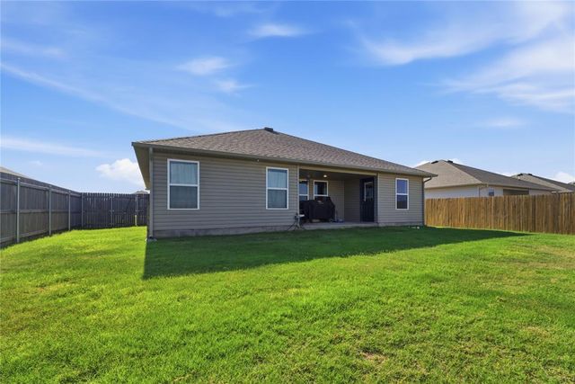 1016 S Colt Lane, Mustang, OK 73064