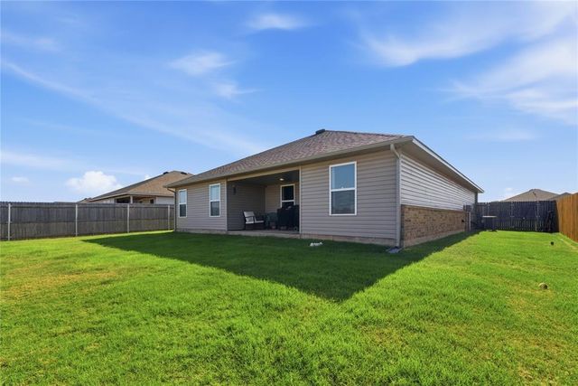 1016 S Colt Lane, Mustang, OK 73064