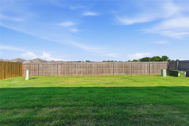 1016 S Colt Lane, Mustang, OK 73064