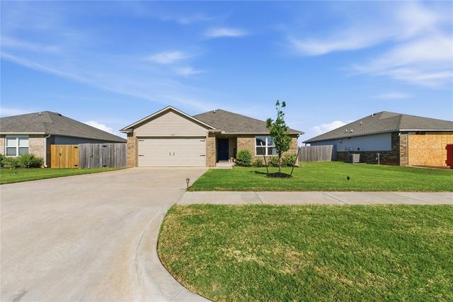 1016 S Colt Lane, Mustang, OK 73064