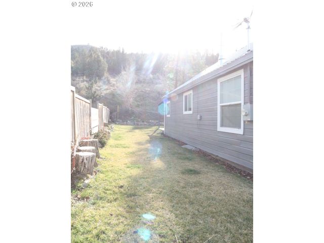 518 Se 2ND Ave, John Day, OR 97845