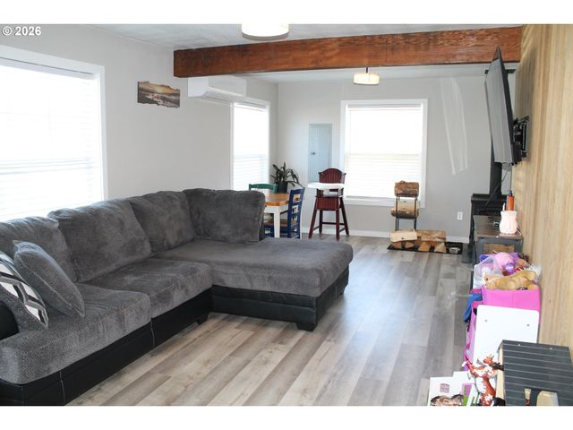 518 Se 2ND Ave, John Day, OR 97845