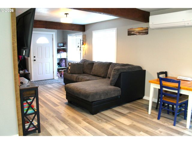 518 Se 2ND Ave, John Day, OR 97845