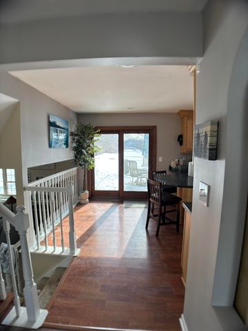 1885 Loganberry Lane, Crown Point, IN 46307