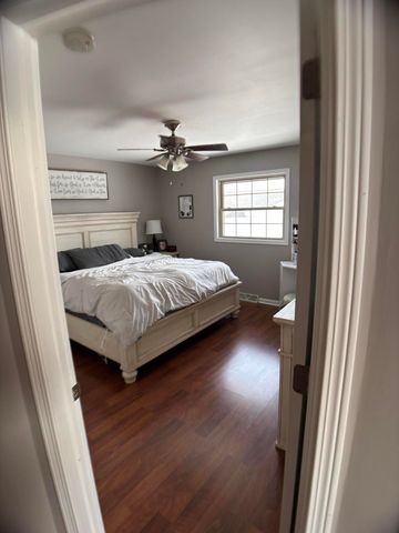 1885 Loganberry Lane, Crown Point, IN 46307