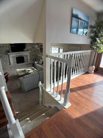 1885 Loganberry Lane, Crown Point, IN 46307