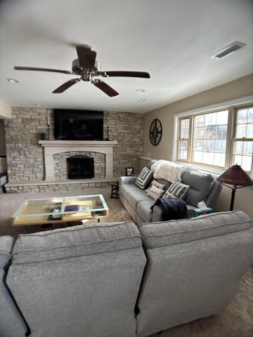 1885 Loganberry Lane, Crown Point, IN 46307