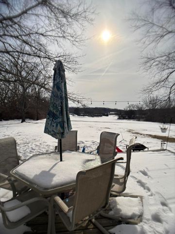 1885 Loganberry Lane, Crown Point, IN 46307