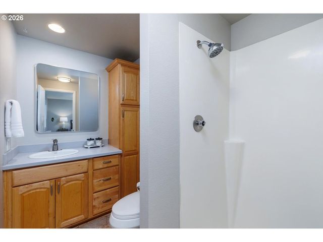 1413 Ne 10TH Ave, Hillsboro, OR 97124