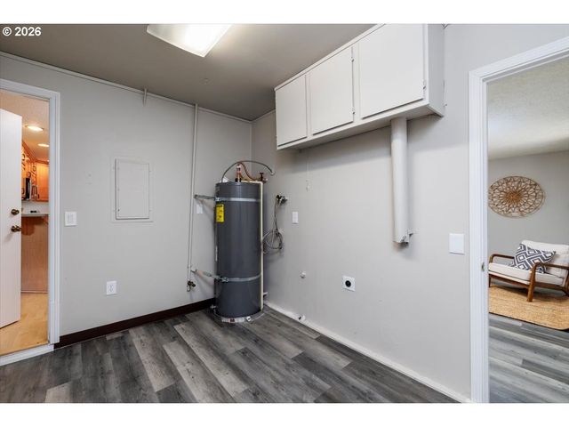 1413 Ne 10TH Ave, Hillsboro, OR 97124