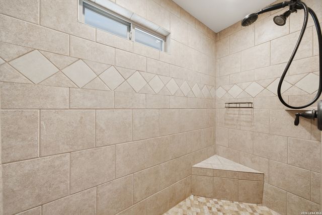 237 Great Oaks Blvd, La Vernia, TX 78121