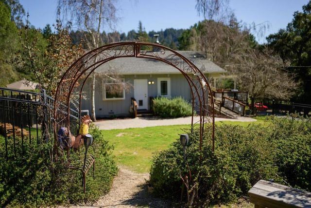 225 Nelson Road, Scotts Valley, CA 95066