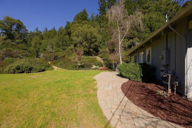 225 Nelson Road, Scotts Valley, CA 95066