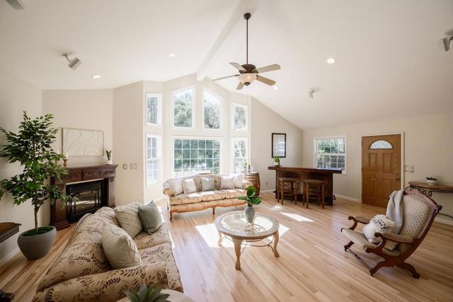 225 Nelson Road, Scotts Valley, CA 95066