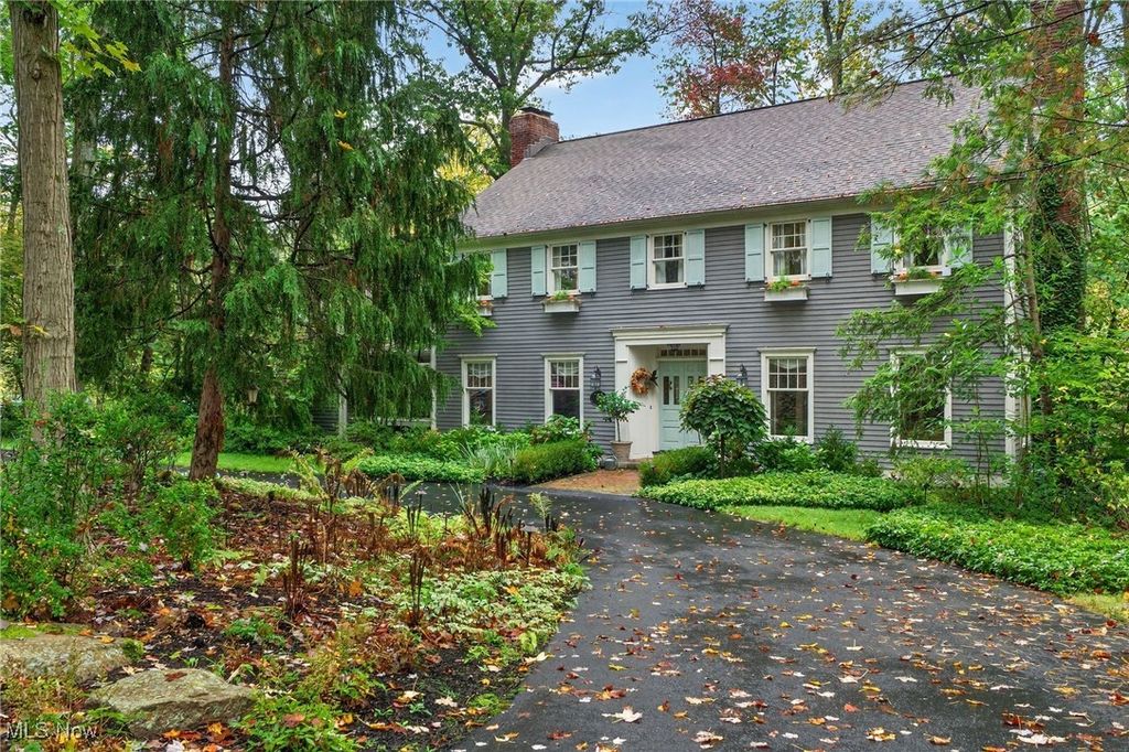 95 Willow Wood Lane, Moreland Hills, OH 44022