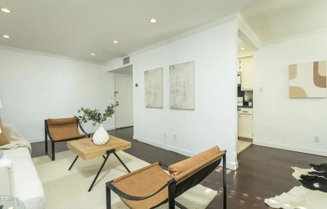 355 S Madison 212, Pasadena, CA 91101