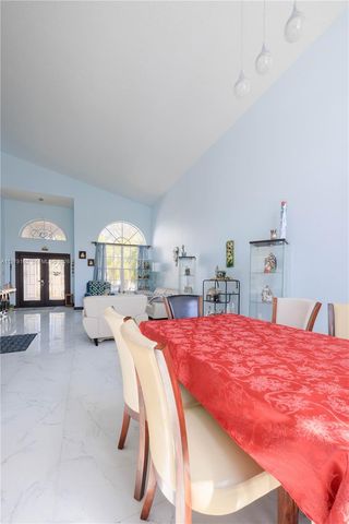 18438 NW 11th St, Pembroke Pines, FL 33029